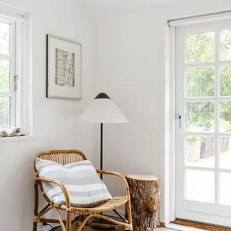 Smukt Lysindfald Og Fred Taet Ved Vandet Holiday home *