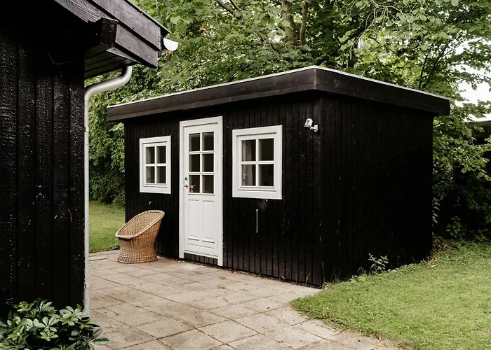 Stunning Light And Calm Near The Water Vakantiehuis *